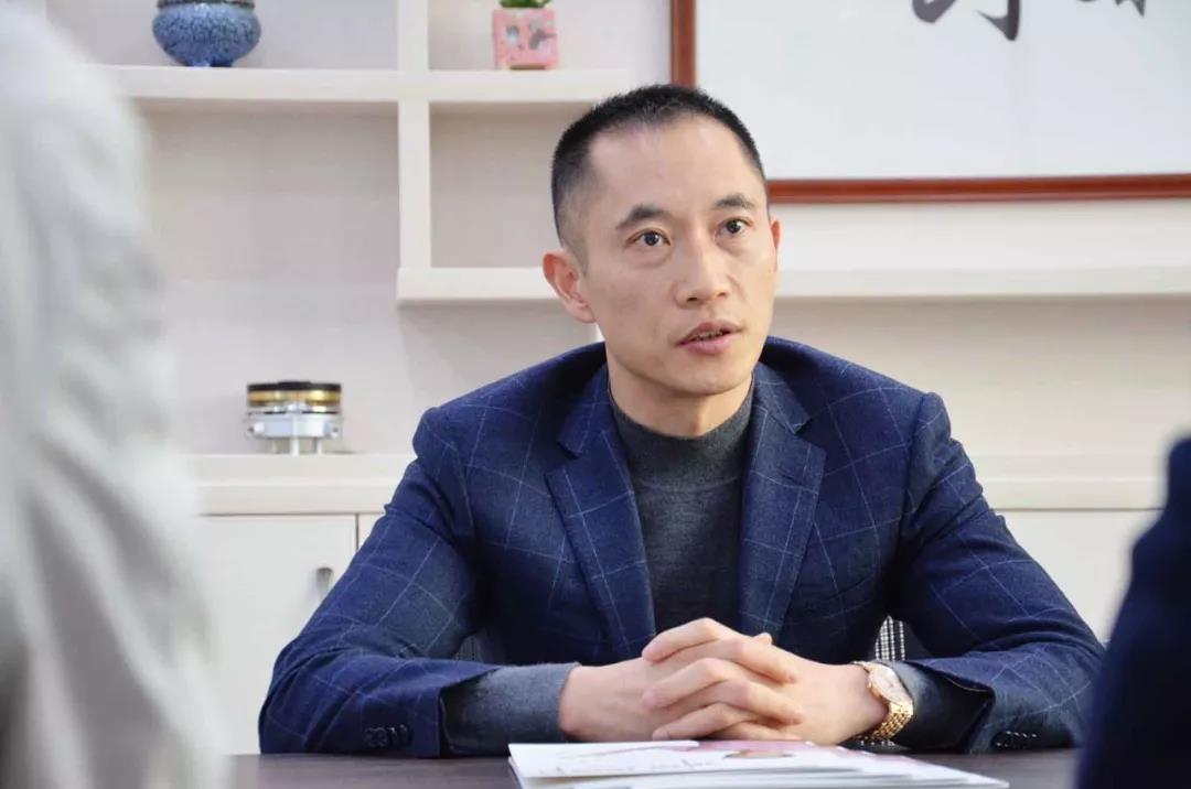 金帝集成灶董事長張總